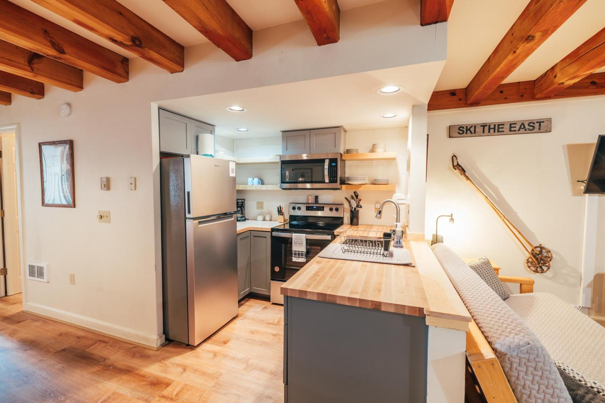 Newly Renovated & Furnished Condo, Only 3 Min To Sunday River! Bethel Exterior foto